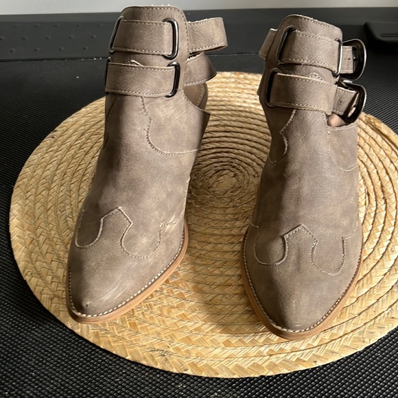 Mi.im leather Western Buckle Sandals Boots Size 7.5 - Picture 7 of 16